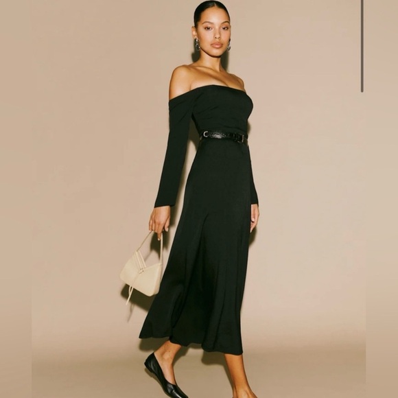 Reformation Ballari Black Linen feel Off-Shoulder Cocktail Dress with Slit - Picture 2 of 4